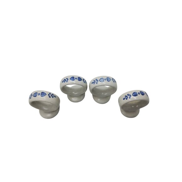 Set Of 4 Vintage Platzgraff Yorktowne Ceramic Napkin Rings With Blue Floral Desi - Picture 4 of 4